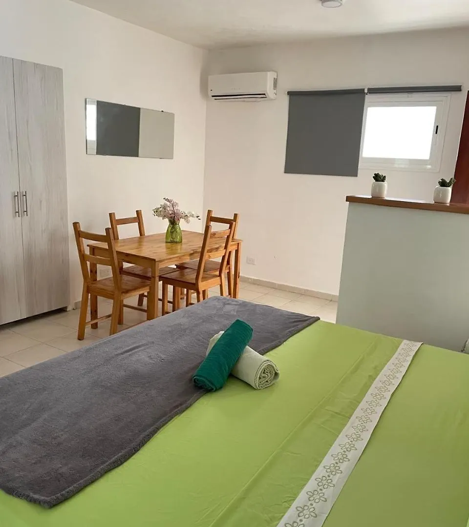 Blue Island Beachfront Apartment بونتا كانا جمهورية الدومينيكان
